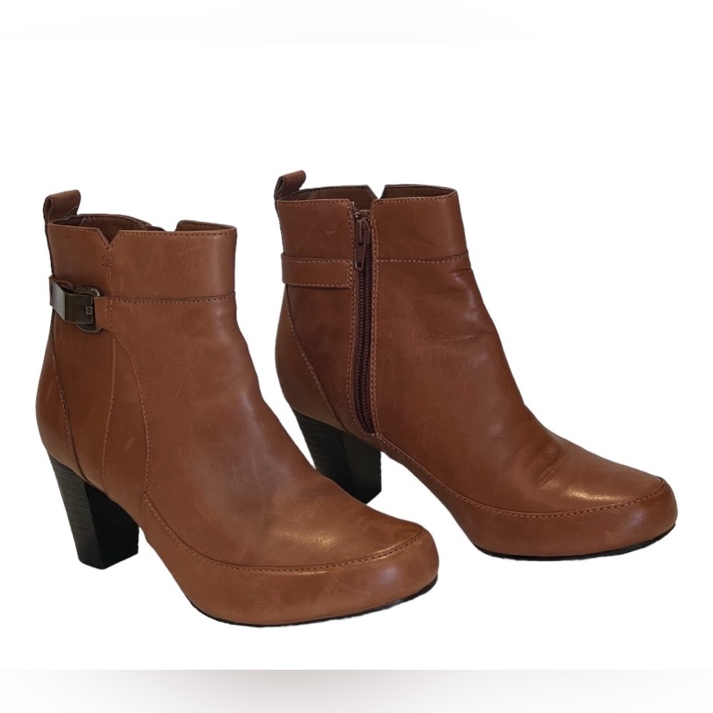 Clarks Boots, size 6.5